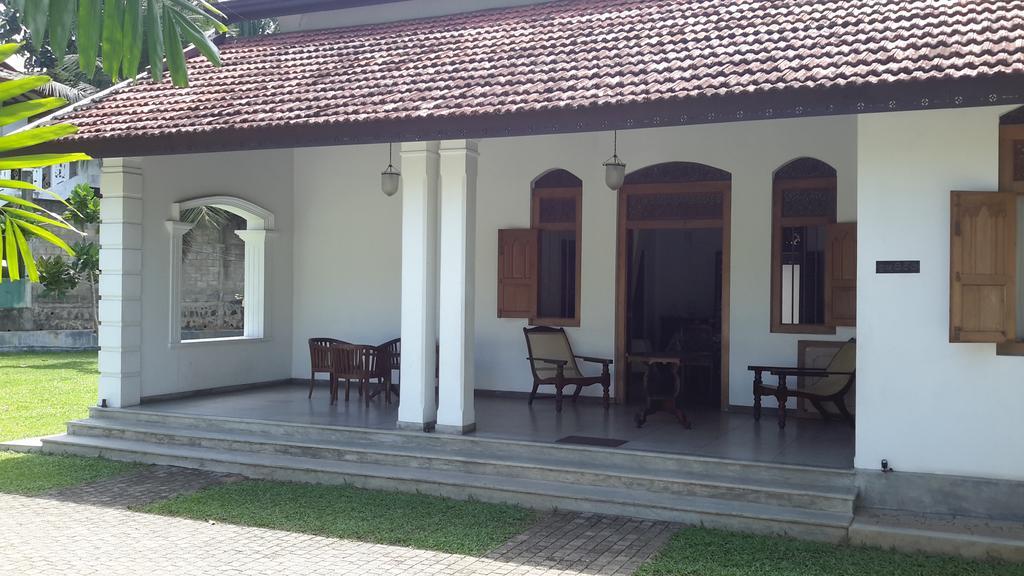 Villa Indrasiriya Ahangama Esterno foto
