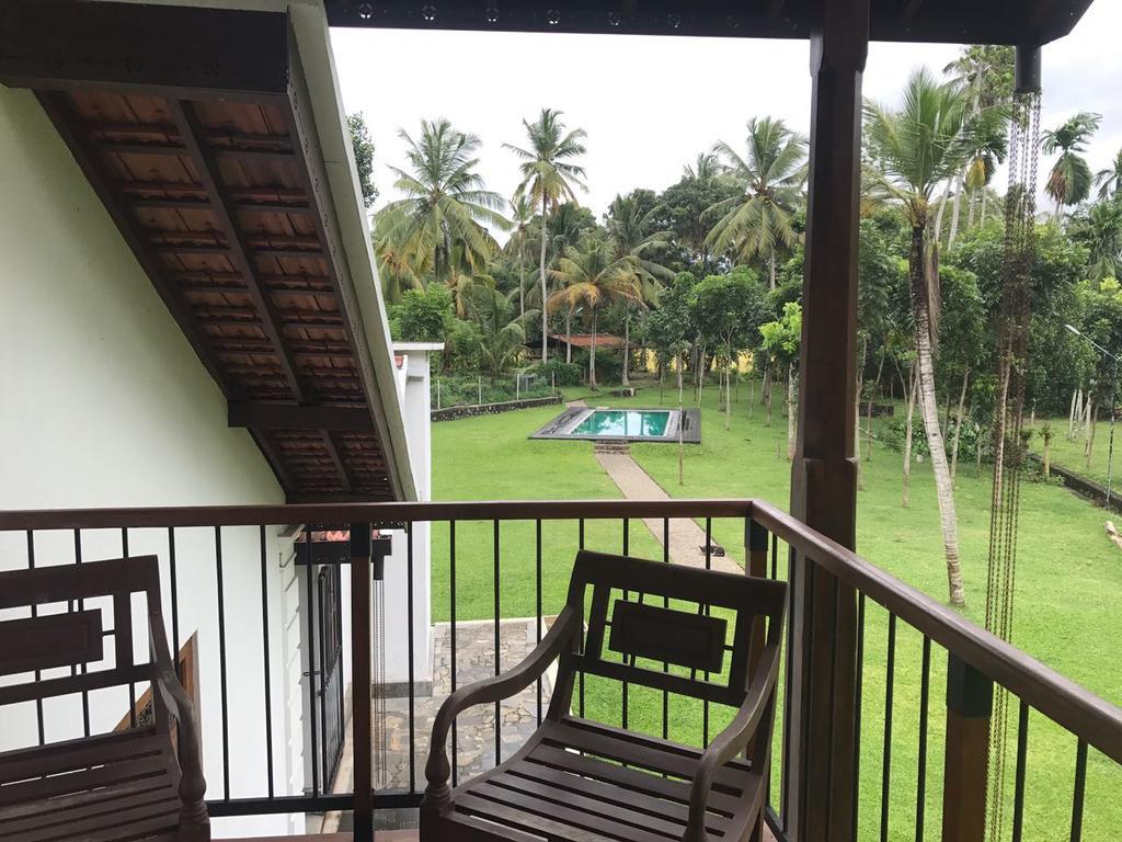 Villa Indrasiriya Ahangama Esterno foto